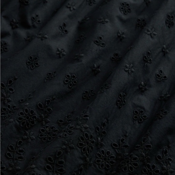 GAP X Doen Black Sleeveless Eyelet Top - Picture 9 of 15